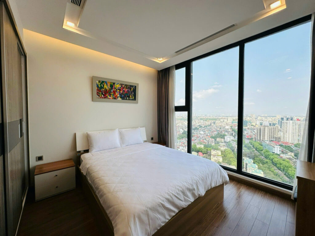 1743919495 - Cho thuê 2 Ngủ 80m2, M3 Metropolis (View Hồ Giảng Võ)