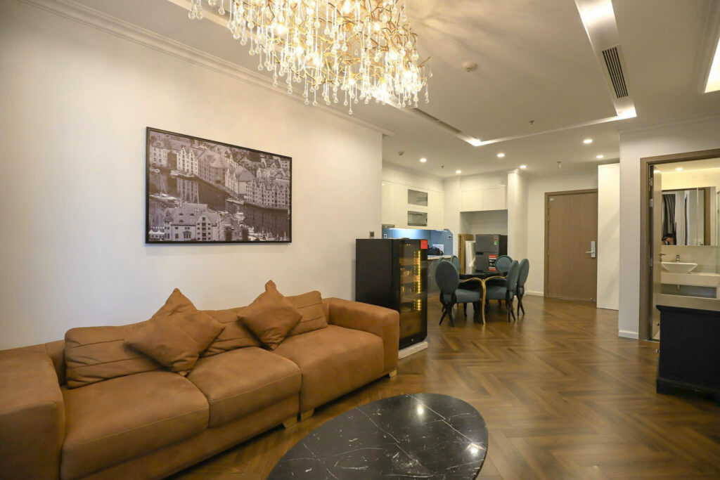 1743922427 - Bán căn 2 ngủ 80m2 tòa M1 Metropolis, Giá siêu mềm