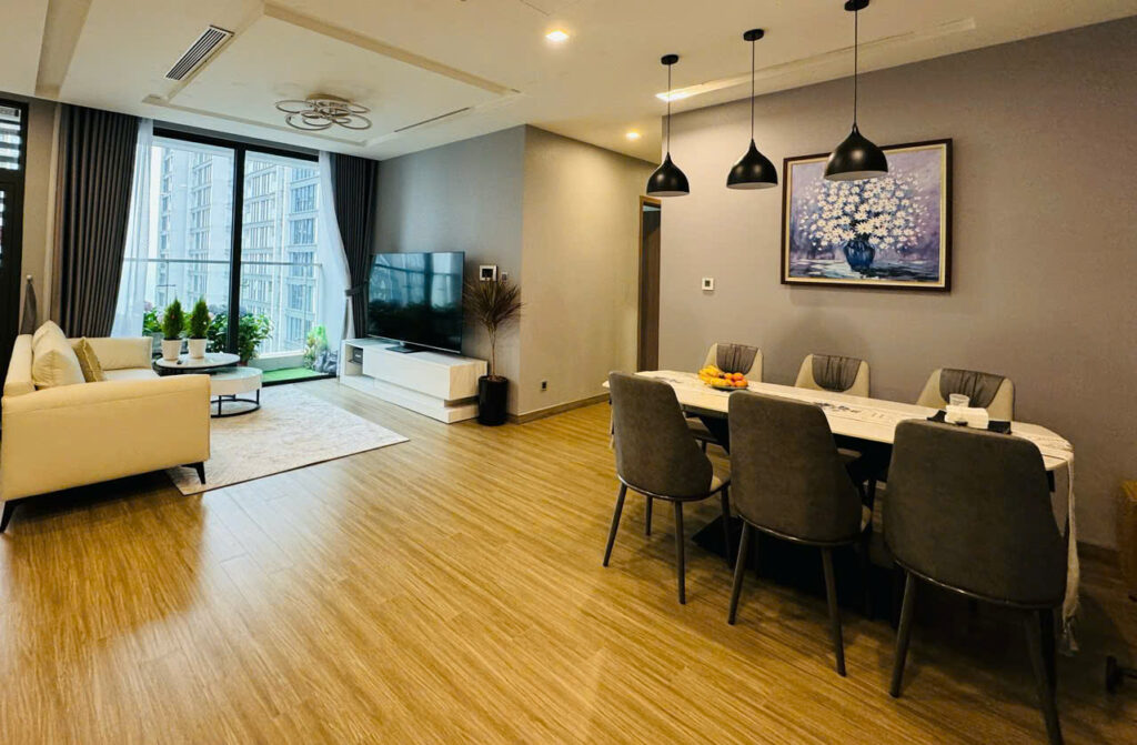 1743922465 - Bán căn hộ 3 +1 Ngủ, 115m2 tòa M1 BC Đông nam (View Nội khu)