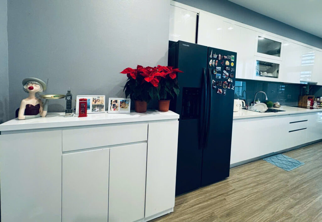 1743922468 - Bán căn hộ 3 +1 Ngủ, 115m2 tòa M1 BC Đông nam (View Nội khu)