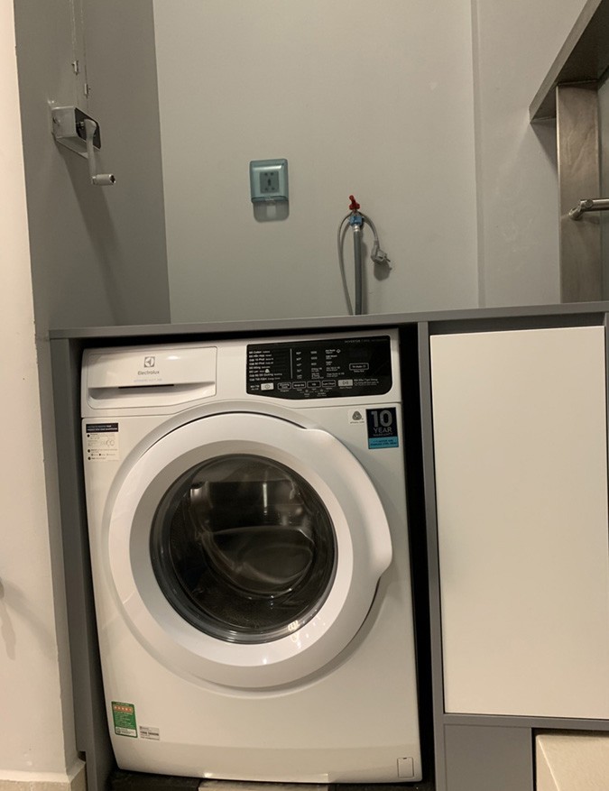 M215539068 - Cho thuê căn 1 ngủ đủ đồ toà M2 55m2 – 1100USD